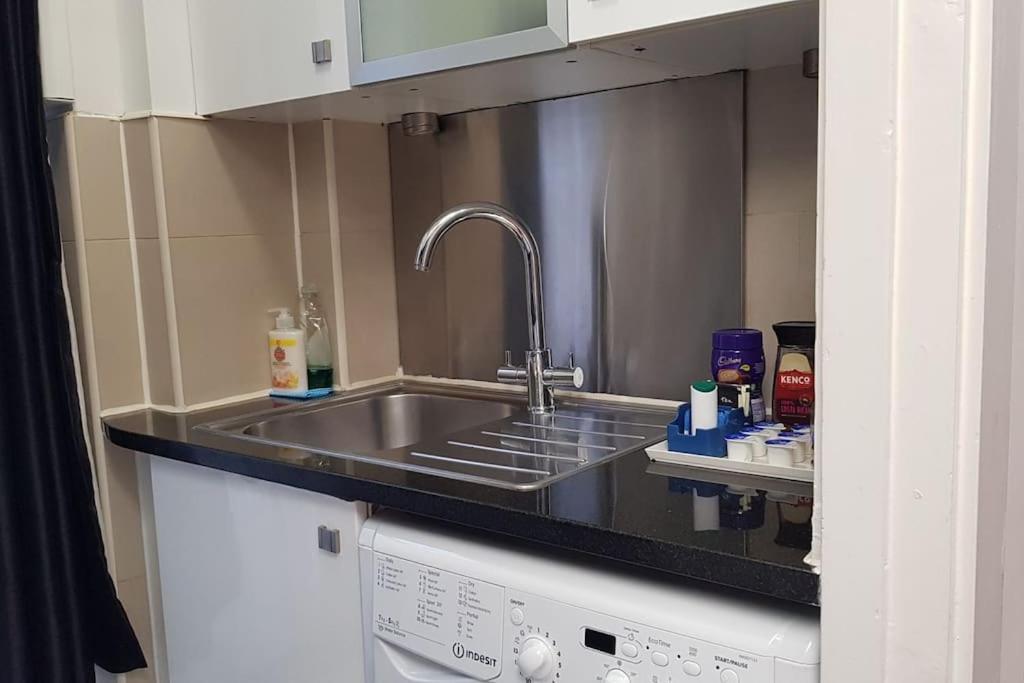 Studio Apt With Huge Balcony Near Oxford St - Marble Arch - Hydepark Londra Esterno foto